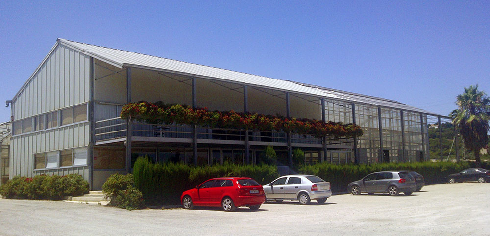 Ofis bölümlü depo yapısı